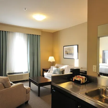 Ramada By Wyndham Emerald Park/Regina East Chambre photo