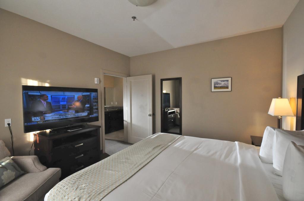Hotel Ramada By Wyndham Emerald Park/regina East Emerald Park