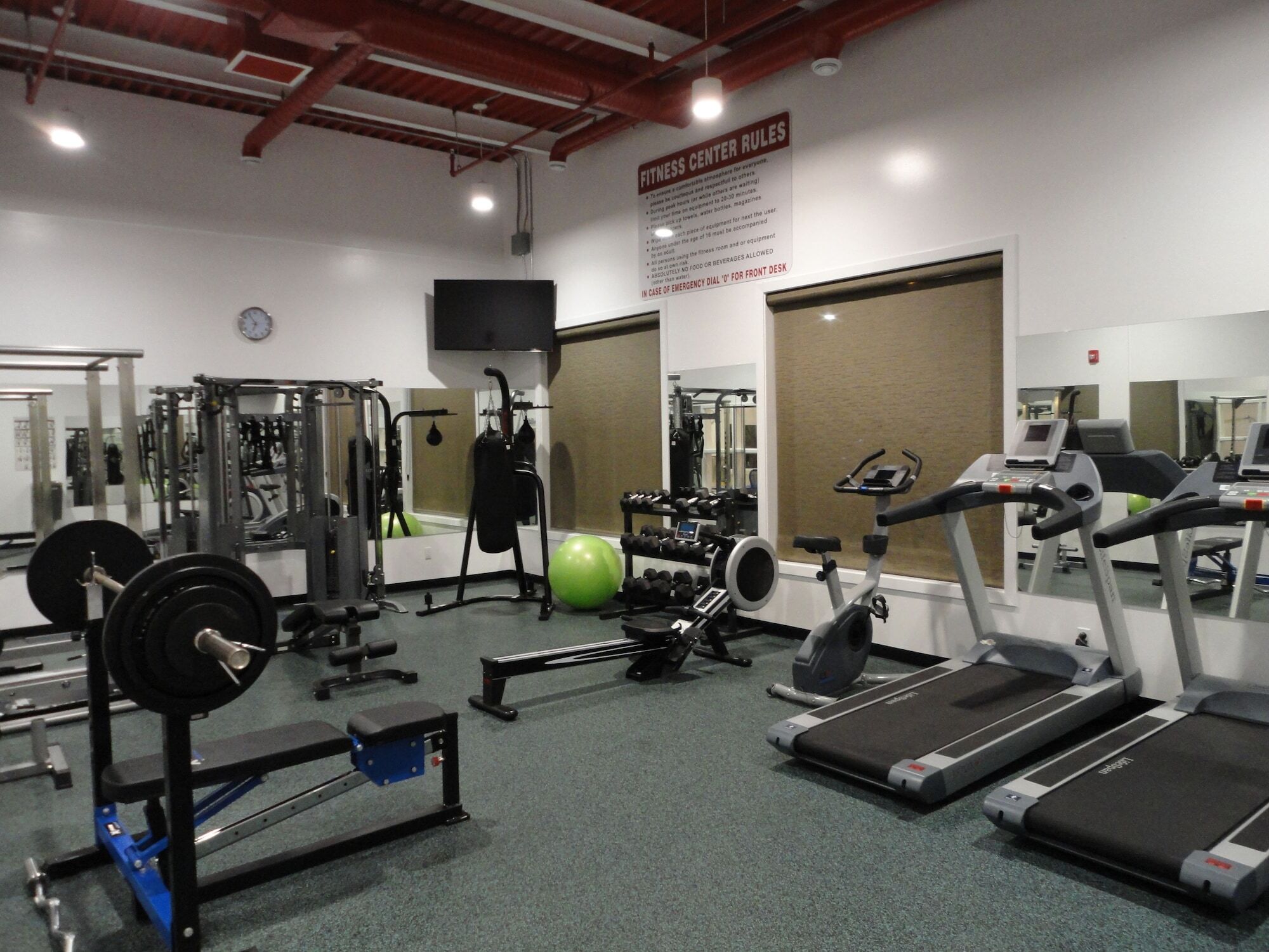 Hotel Ramada By Wyndham Emerald Park/regina East 3*